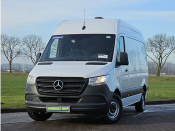 Цельнометаллический фургон MERCEDES-BENZ Sprinter 319