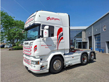 Тягач SCANIA R 520
