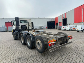 Грузовик-шасси Volvo FMX 450 / ENGINE RUNNING / 8X4 / VEB / ONLY:260642 KM / PTO / LIFT+LENKACHSE / ALCOA / AUTOMATIC / EURO-6 / 2014: фото 3