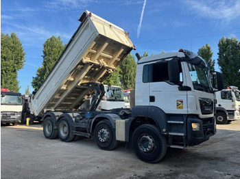Самосвал MAN TGS 32.420