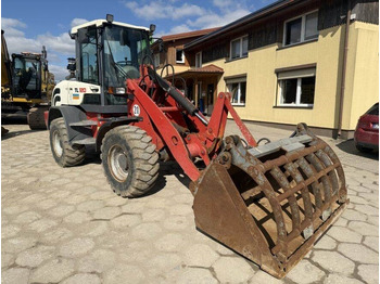 Колёсный погрузчик TEREX