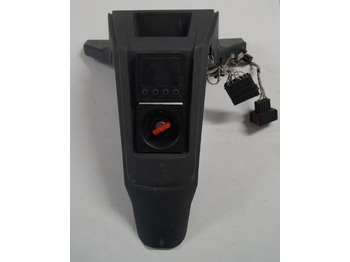 : фото в шапке страницы