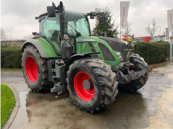Трактор FENDT 724 Vario