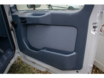 Дверь и запчасти MERCEDES-BENZ Actros