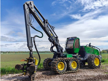Харвестер JOHN DEERE