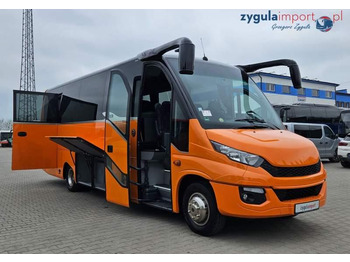 Микроавтобус IVECO Daily 70c18