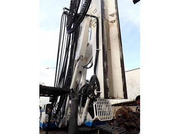 Буровая машина SOILMEC