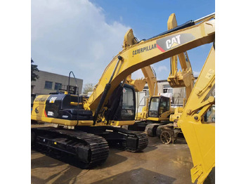 Гусеничный экскаватор CATERPILLAR 320B