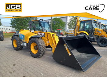 Телескопический погрузчик JCB