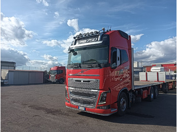 Грузовик бортовой/ Платформа VOLVO FH16 750: фото 2