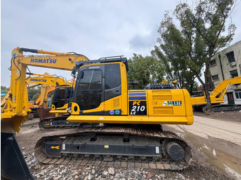 Гусеничный экскаватор KOMATSU PC210LC-8