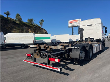 Грузовик-контейнеровоз/ Сменный кузов Renault T430: фото 4