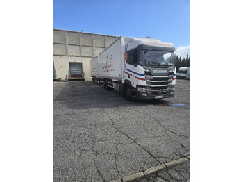 Грузовик-контейнеровоз/ Сменный кузов SCANIA R 450