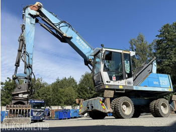 Экскаватор TEREX