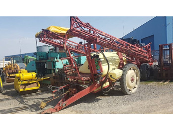 Прицепной опрыскиватель HARDI