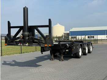 Полуприцеп-контейнеровоз/ Сменный кузов D-TEC