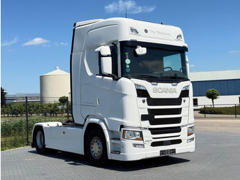 Тягач SCANIA S 450