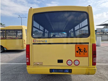 Школьный автобус Iveco Cacciamali: фото 5