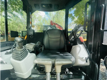 Мини-экскаватор YANMAR VIO 35
