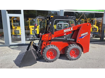 Мини-погрузчик с бортовым поворотом