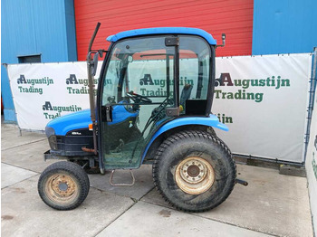 : фото в шапке страницы