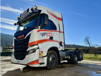 Тягач Iveco S-WAY 570: фото 3