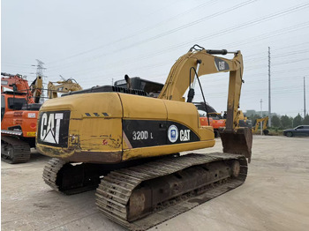 Гусеничный экскаватор CAT 320D: фото 3