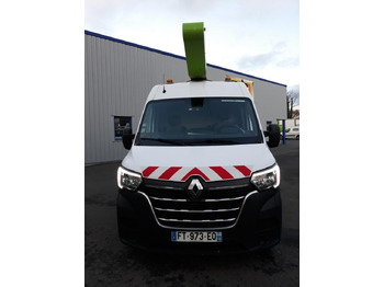 Грузовик с подъемником RENAULT Master