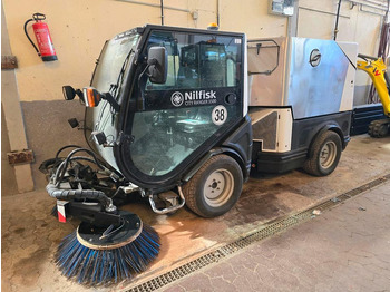 Подметально-уборочная машина NILFISK