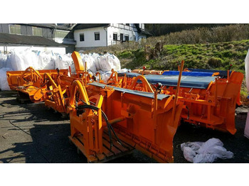 Отвал для снега UNIMOG