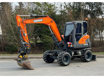 Колёсный экскаватор DOOSAN DX57W