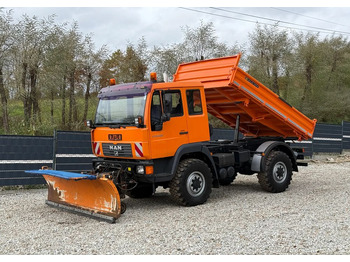 Самосвал UNIMOG