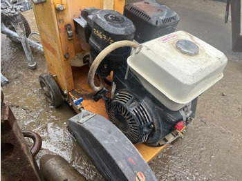 Строительное оборудование Scie à sol HUSQVARNA: фото 3 Строительное оборудование Scie à sol HUSQVARNA: фото 3