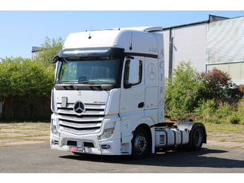 Тягач Mercedes-Benz Actros 1845: фото 2