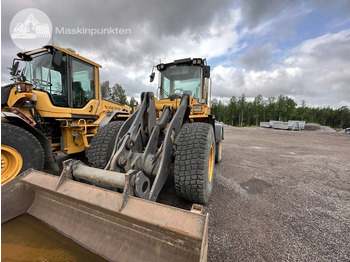 Колёсный погрузчик Volvo L 70 D: фото 3