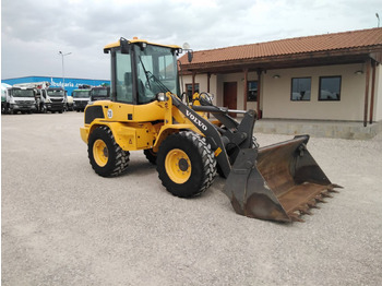 Колёсный погрузчик VOLVO L30G