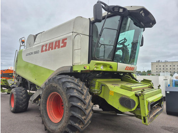 Зерноуборочный комбайн CLAAS Lexion