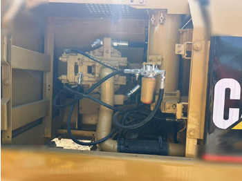 Гусеничный экскаватор CATERPILLAR 320BL: фото 5 Гусеничный экскаватор CATERPILLAR 320BL: фото 5