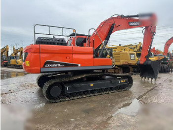 Гусеничный экскаватор DOOSAN DX225LCA