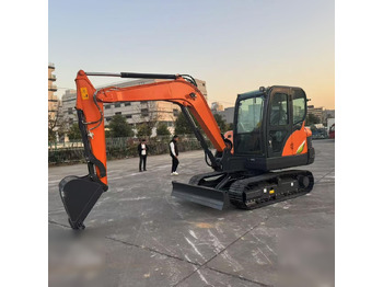 Гусеничный экскаватор DOOSAN DX60E-10N: фото 3