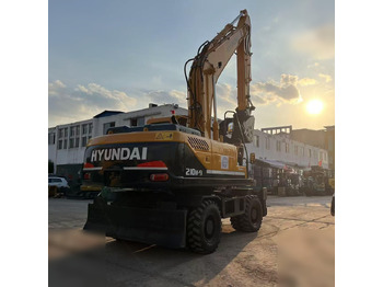 Колёсный экскаватор HYUNDAI ROBEX 210W-9: фото 3