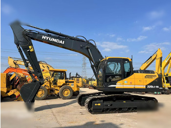 Гусеничный экскаватор HYUNDAI