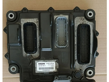 : фото в шапке страницы