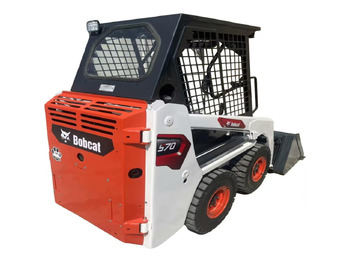 Колёсный погрузчик BOBCAT