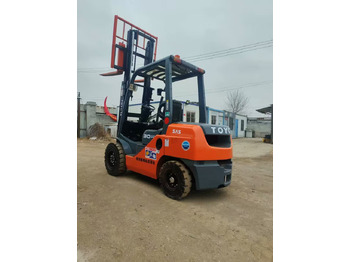 Toyata 3-ton в лизинг Toyata 3-ton: фото 2