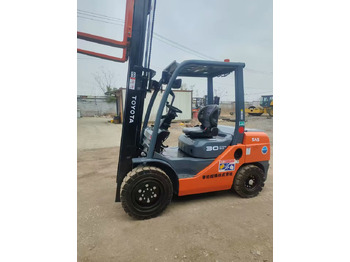 Toyata 3-ton в лизинг Toyata 3-ton: фото 3