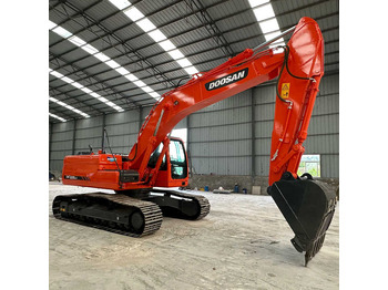 Гусеничный экскаватор DOOSAN DX225LC