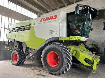 Зерноуборочный комбайн CLAAS Lexion 760