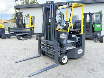 Четырехсторонний погрузчик Combilift C3000CB / GAS / TRIPLEX 4900MM / FREE LIFT / FORK POSITIONER / SIDE SHIFT / EXCELLENT CONDITION / Wide range of four-way and sid: фото 2 Четырехсторонний погрузчик Combilift C3000CB / GAS / TRIPLEX 4900MM / FREE LIFT / FORK POSITIONER / SIDE SHIFT / EXCELLENT CONDITION / Wide range of four-way and sid: фото 2