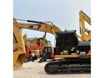 Гусеничный экскаватор CATERPILLAR 320D2